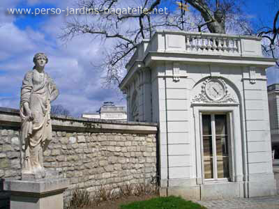 Pavillon de la rose des vents côté cour circulaire