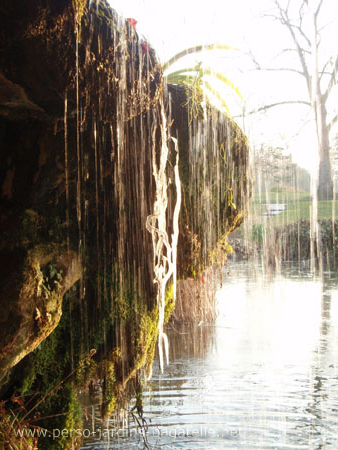 Stalactites dans la grotte