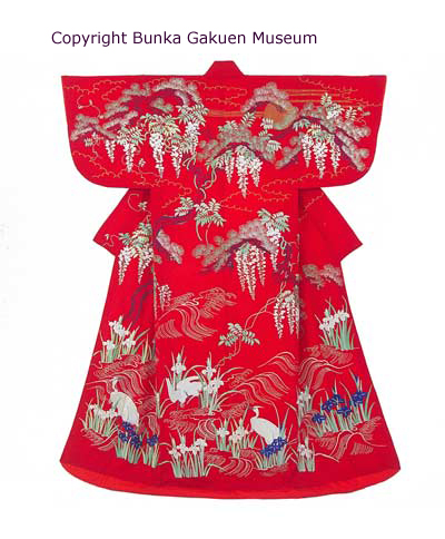 Kimono de cour rouge