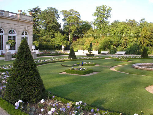 Parterre avec topiaires