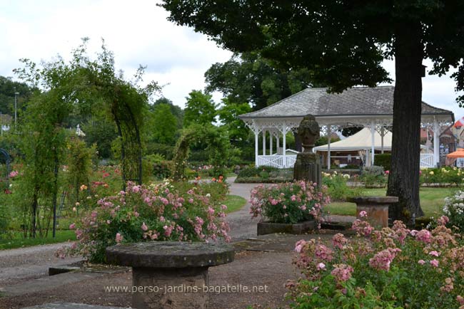 kiosque et chapiteau