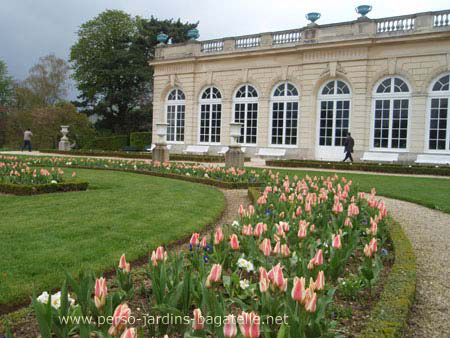 Le jardin français devant l'orangerie